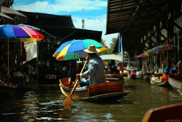 floating market, damnoen saduak, thailand